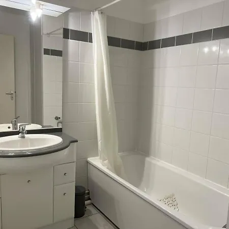 Appartement Cambo-les-bains, 2 Pièces, 3 Personnes - Fr-1-495-69 *